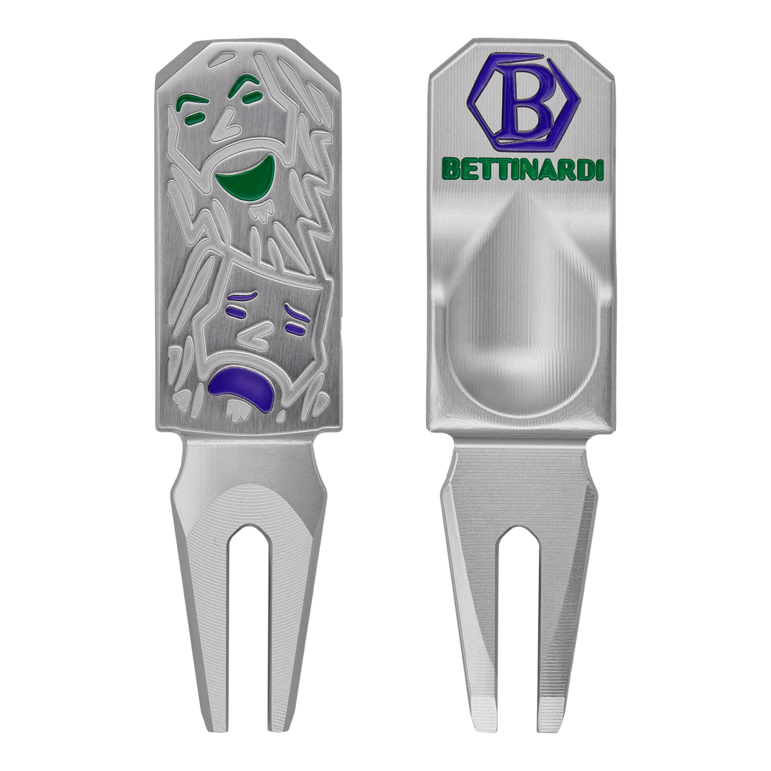 Mardi Gras 2024 Theatre Mask Wizard Divot Tool - main