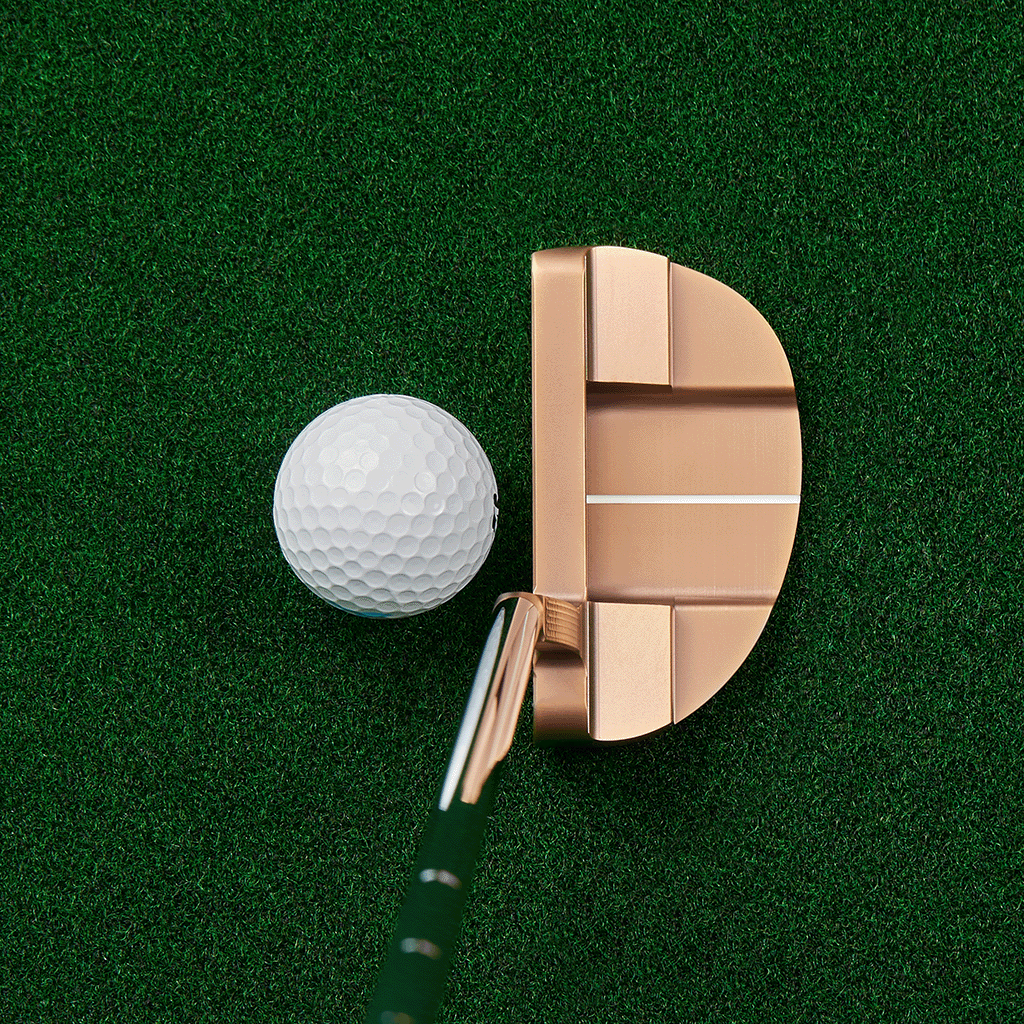 Bettinardi Queen B 11 Putter with ball on green mat