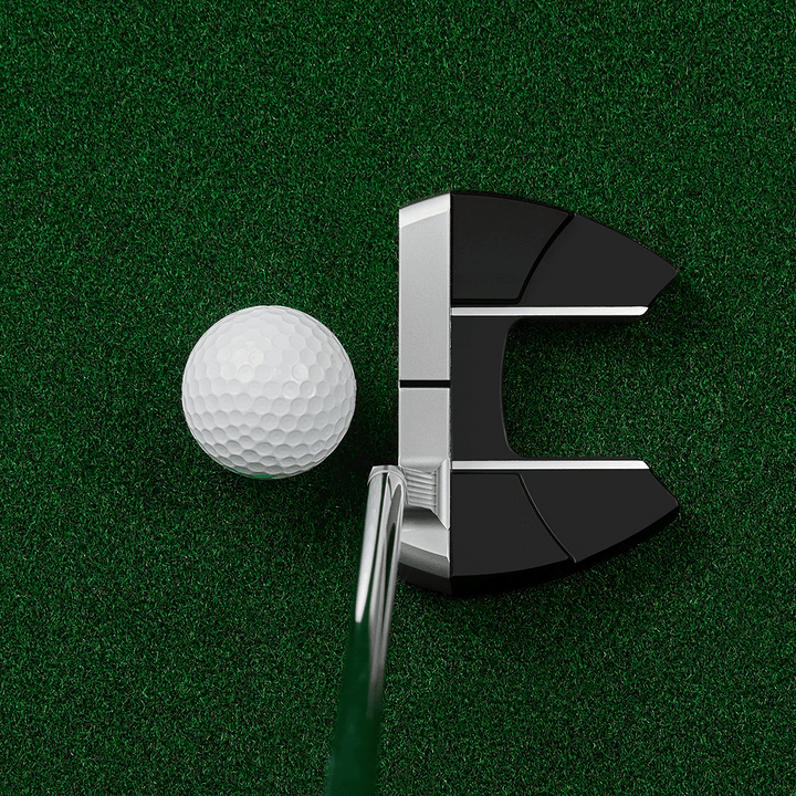 Bettinardi 2022 Inovai 6.0 Slant Neck Putter with ball on green mat